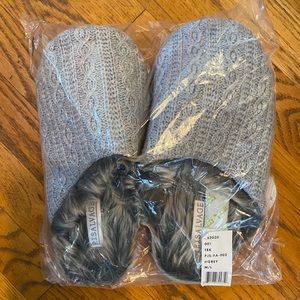 PJ Salvage Faux Trim Cable Slippers M/L NWT